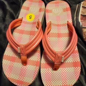 Reef Coral Checkered Flip Flops